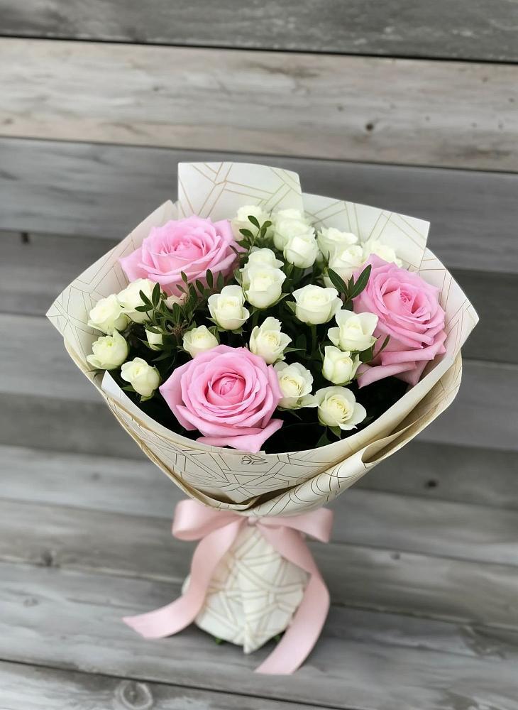 Букет цветов из: Розы в Металлплощадке