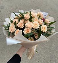 Букет Кремовые розы Латте в Металлплощадке