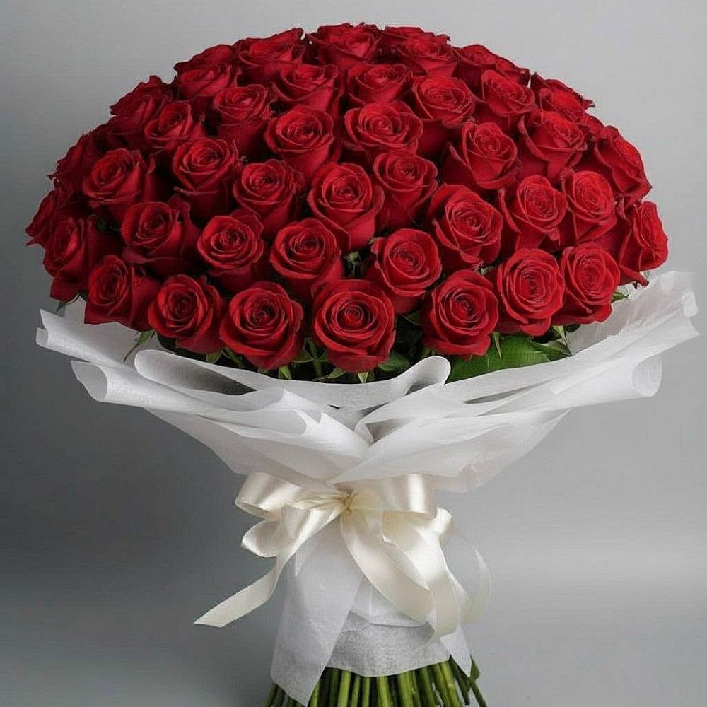 Букет 101 Красная роза Блэк Мэджик в Металлплощадке