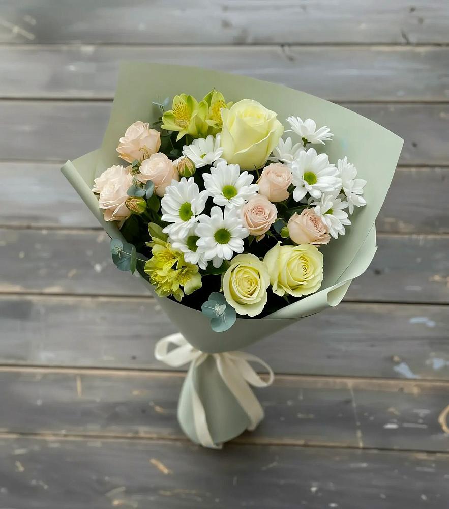 Букет цветов из: Альстромерии, Розы и Хризантемы в Металлплощадке