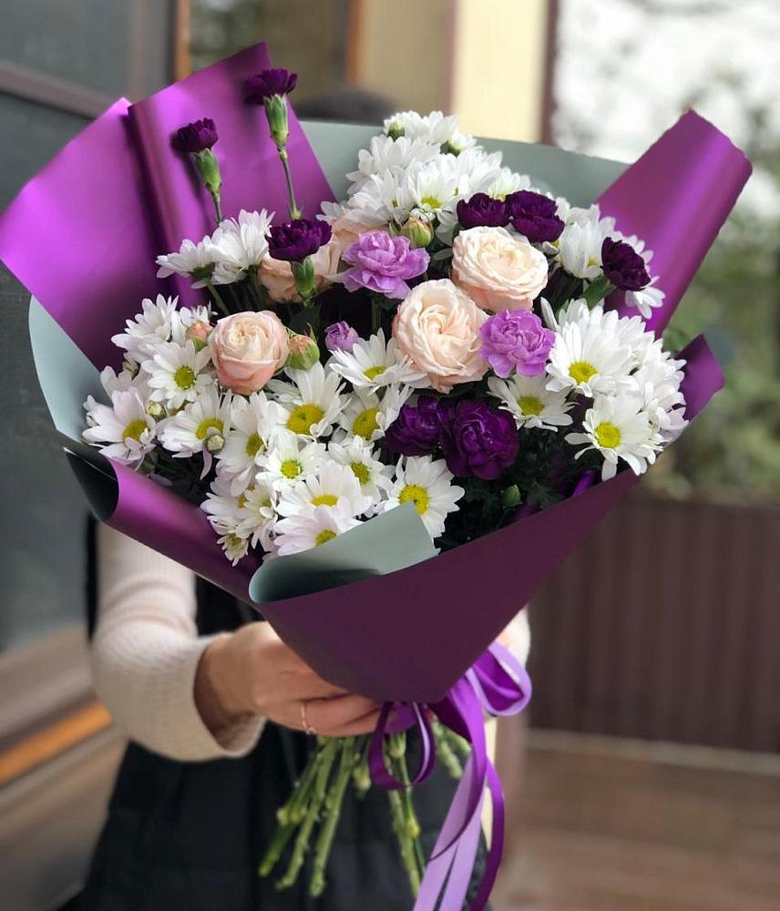 Букет цветов из: Хризантемы, Гвоздики и Розы в Металлплощадке