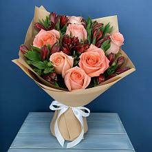 Букет цветов из:  Розы и Альстромерии в Металлплощадке
