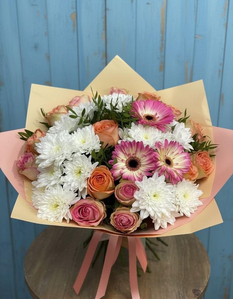 Букет цветов из: Розы, Герберы и Хризантемы в Металлплощадке