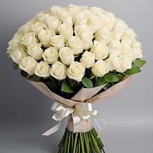 Букет 101 беля роза Белоснежка в Металлплощадке