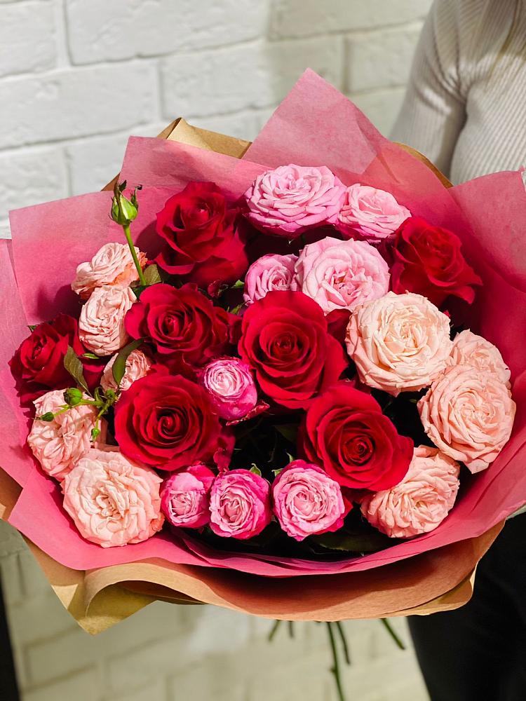 Букет цветов из: Розы в Металлплощадке