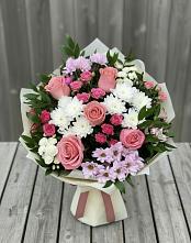 Букет цветов из:  Альстромерии, Гвоздики, Розы и Хризантемы в Металлплощадке
