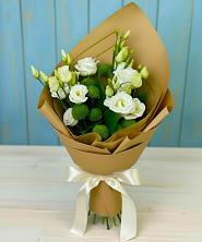 Букет цветов из:  Хризантемы и Лизиантусы в Металлплощадке