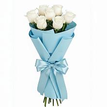 Букет 7 белых роз Проуд в Металлплощадке