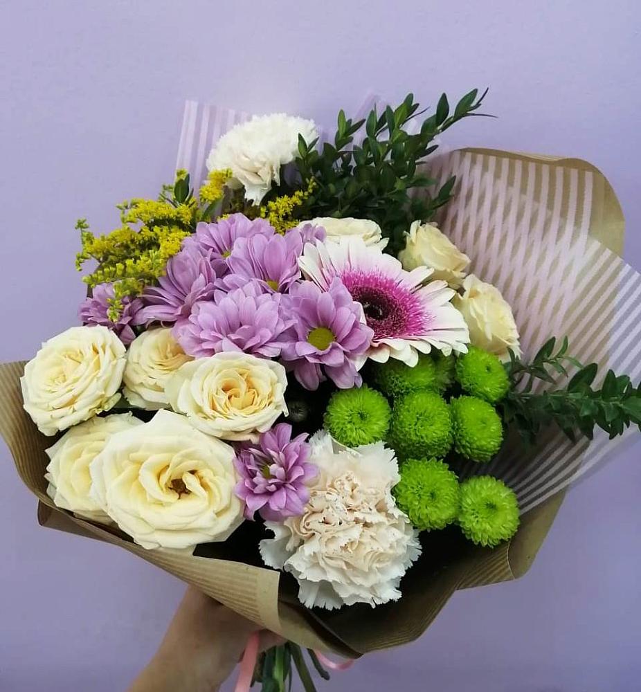 Букет цветов из: Хризантемы, Розы, Гвоздики и Герберы в Металлплощадке