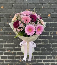 Букет цветов из:  Герберы и Хризантемы в Металлплощадке