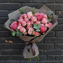 Букет цветов из:  Розы #REPLACE_PRED# Металлплощадке
